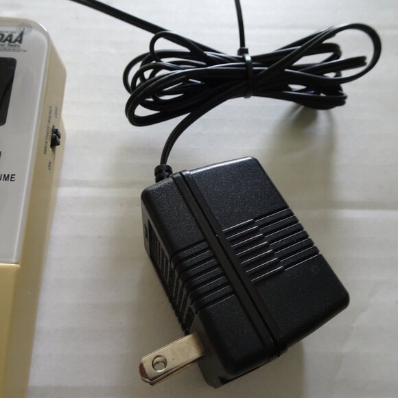 Weather Alert Radio - Midland WR-100 All Hazards NOAA Storm Warning Radio & Manu - Picture 4 of 16